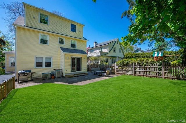 54 Ogden Avenue, White Plains, NY 10605