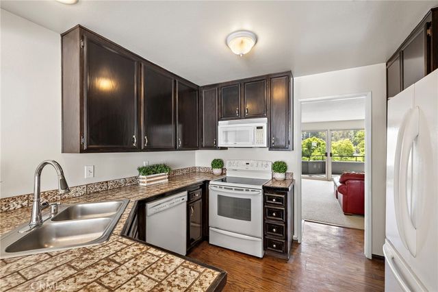22316 Caminito Tecate, Laguna Hills, CA 92653