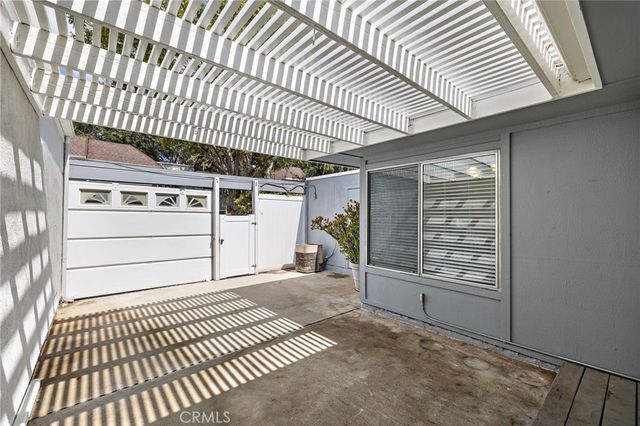 22316 Caminito Tecate, Laguna Hills, CA 92653