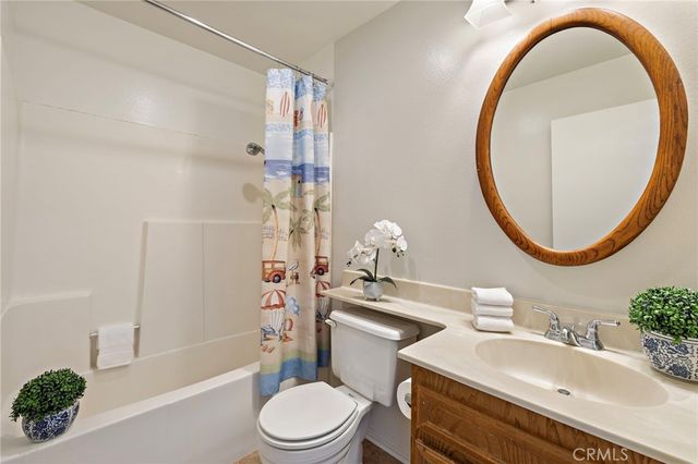 22316 Caminito Tecate, Laguna Hills, CA 92653