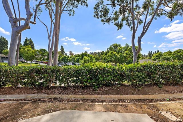 22316 Caminito Tecate, Laguna Hills, CA 92653