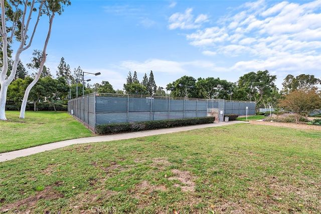 22316 Caminito Tecate, Laguna Hills, CA 92653