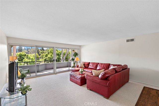 22316 Caminito Tecate, Laguna Hills, CA 92653