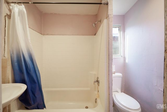 304 San Emidio Street, Taft, CA 93268