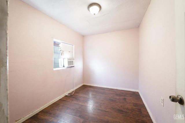 304 San Emidio Street, Taft, CA 93268