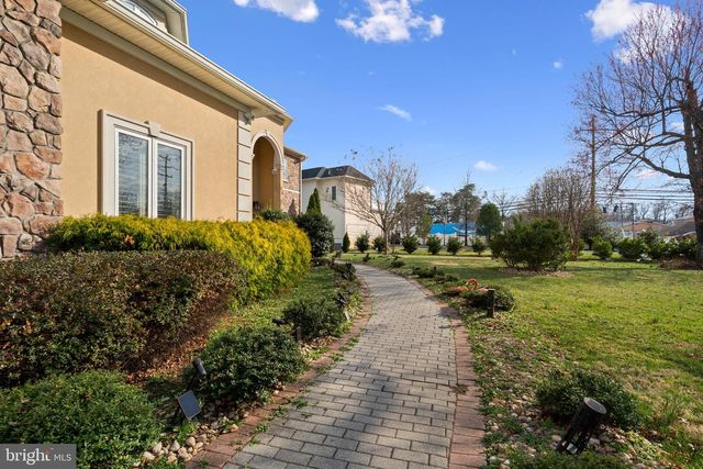 5271 CANARD STREET, Alexandria, VA 22312