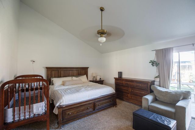 116 N Joshua Avenue, Clovis, CA 93611