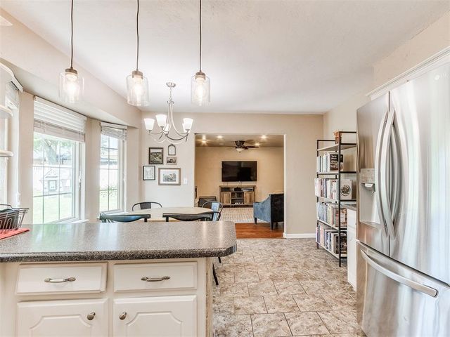 1204 Woodbine Terrace, Moore, OK 73160