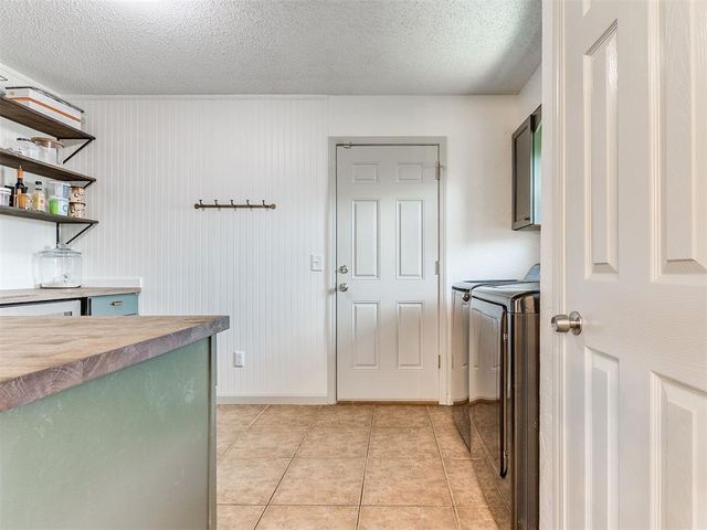 1204 Woodbine Terrace, Moore, OK 73160