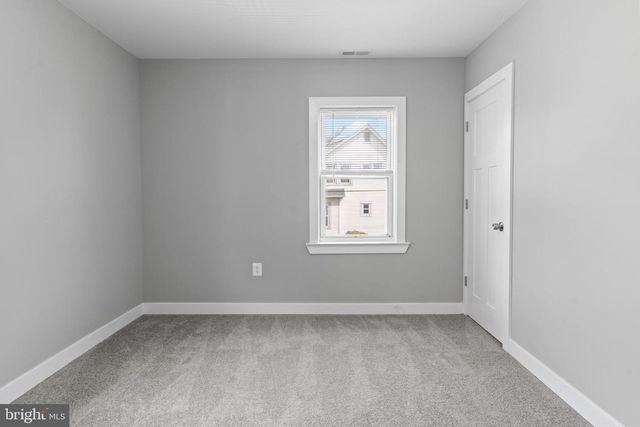 5728 CLOVER RD, Baltimore, MD 21215