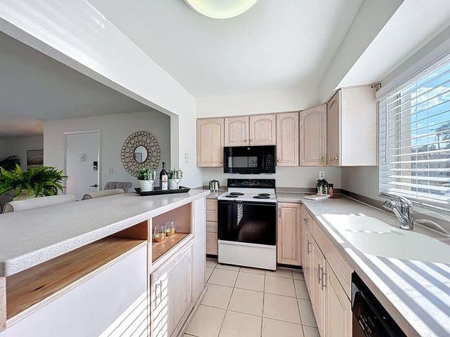 626 ORANGE DRIVE 242, Altamonte Springs, FL 32701