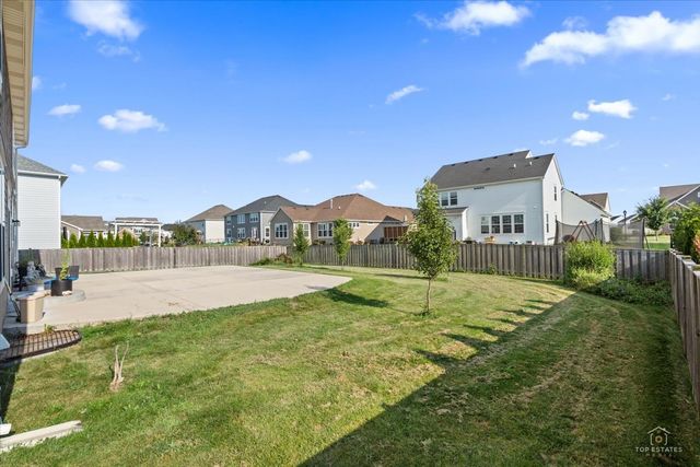 3617 Emerald Road, Elgin, IL 60124