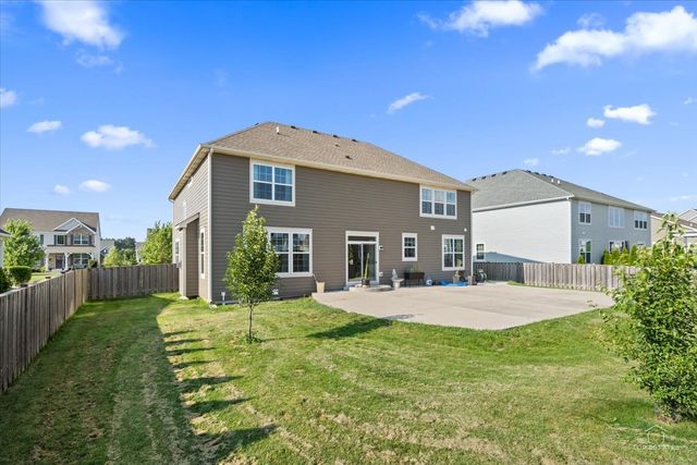 3617 Emerald Road, Elgin, IL 60124