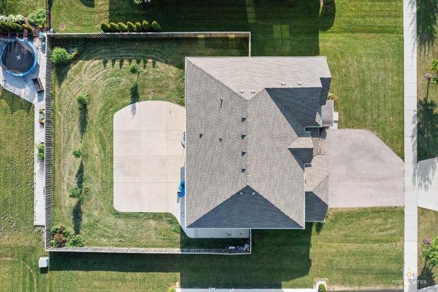 3617 Emerald Road, Elgin, IL 60124