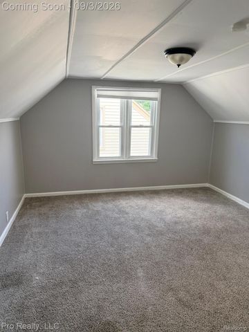 1115 Mill Street, Lincoln Park, MI 48146