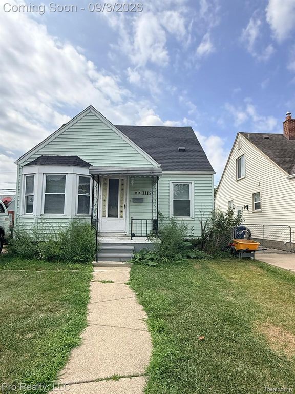 1115 Mill Street, Lincoln Park, MI 48146