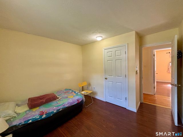 32 Pollys Lane, Montville, CT 06382