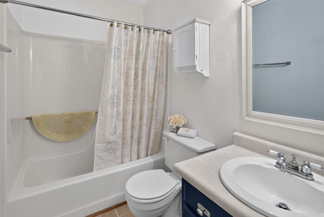2423 NE 88th Street, Altoona, IA 50009
