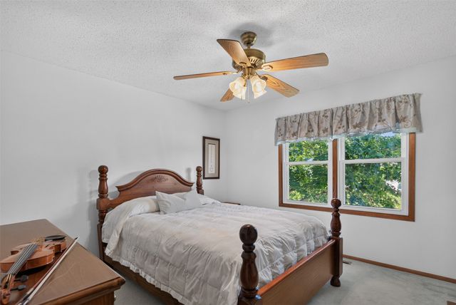 2423 NE 88th Street, Altoona, IA 50009