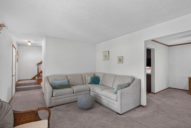 2423 NE 88th Street, Altoona, IA 50009