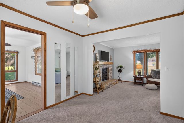 2423 NE 88th Street, Altoona, IA 50009