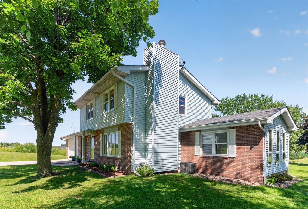 2423 NE 88th Street, Altoona, IA 50009