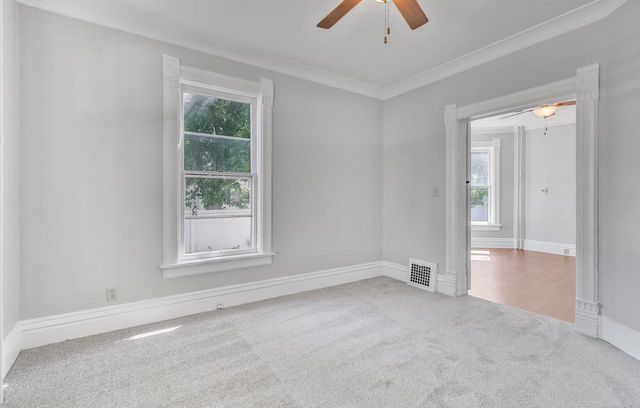 407 E IRVING AVENUE, Oshkosh, WI 54901