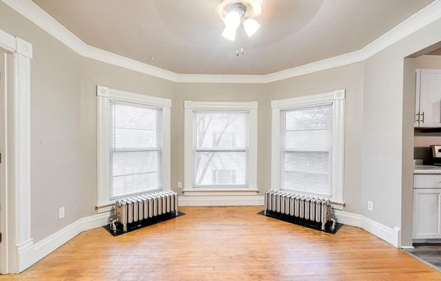 407 E IRVING AVENUE, Oshkosh, WI 54901