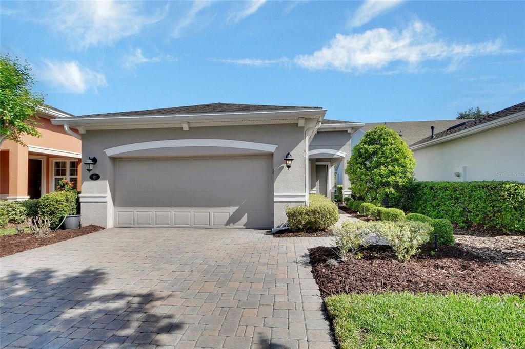 Image 33 of property listing at 423 TISBURY COURT, Deland, FL 32724