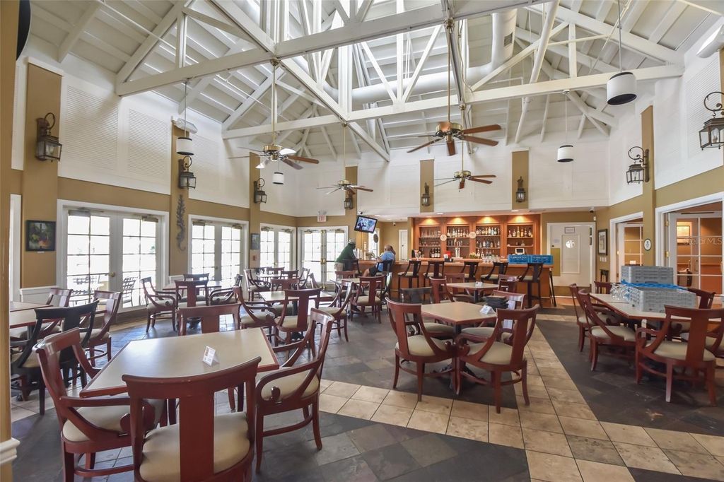 Image 44 of property listing at 423 TISBURY COURT, Deland, FL 32724