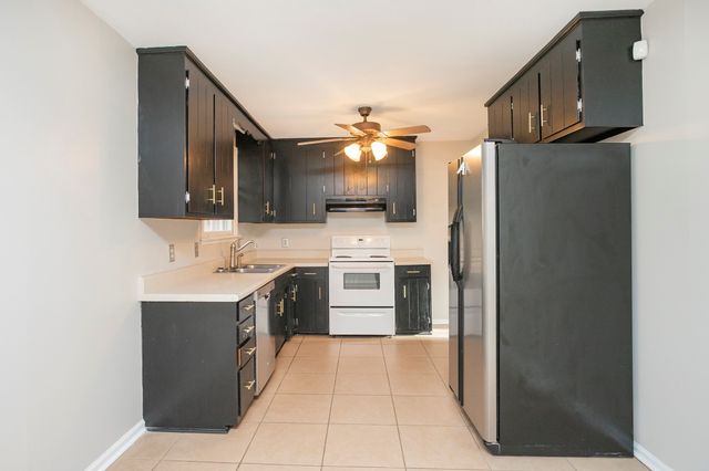 610 Ashley Ct, Nashville, TN 37211