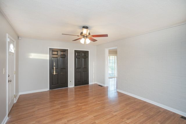 610 Ashley Ct, Nashville, TN 37211
