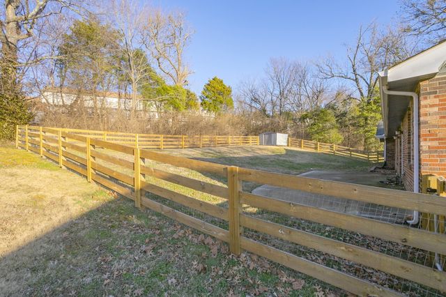610 Ashley Ct, Nashville, TN 37211