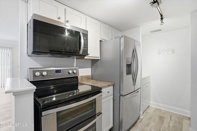 3737 LORETTO Road 104, Jacksonville, FL 32223