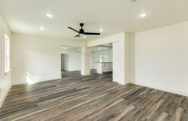 1200 Gifford Lane, Angleton, TX 77515