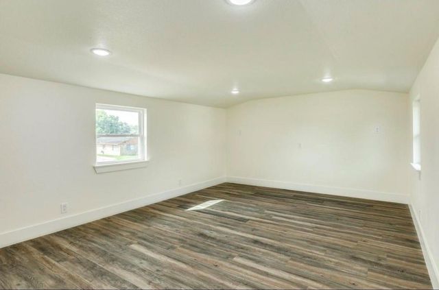 1200 Gifford Lane, Angleton, TX 77515