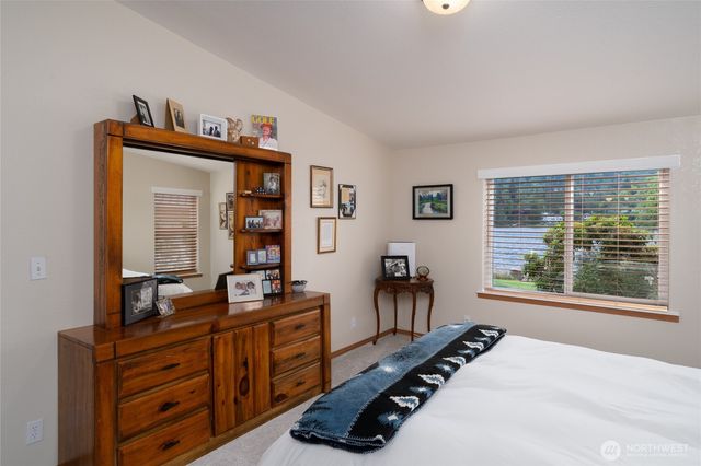 24160 N West View Road, Mount Vernon, WA 98274