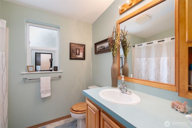 24160 N West View Road, Mount Vernon, WA 98274