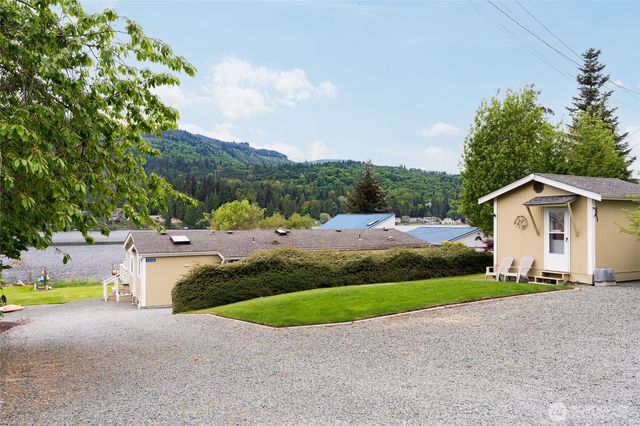 24160 N West View Road, Mount Vernon, WA 98274