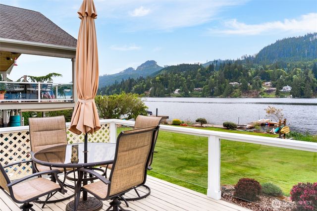 24160 N West View Road, Mount Vernon, WA 98274