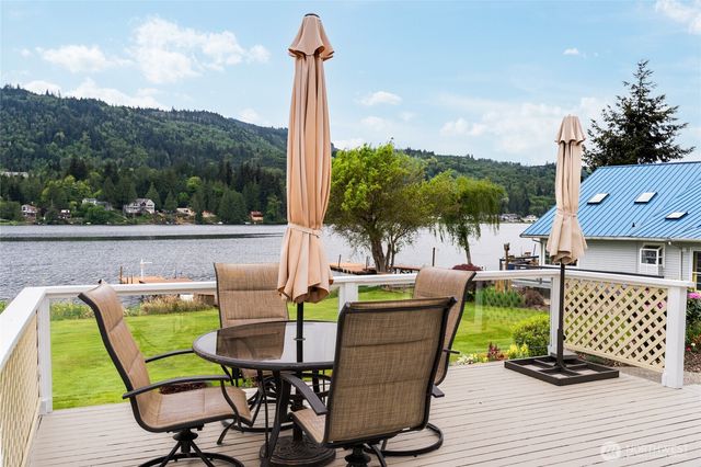 24160 N West View Road, Mount Vernon, WA 98274