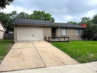 5018 Ridgecreek Drive, Houston, TX 77053