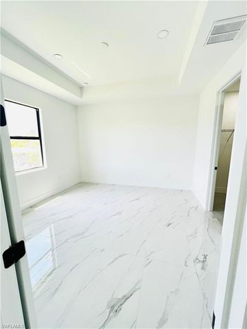 1422 NE 20th ST, Cape Coral, FL 33909