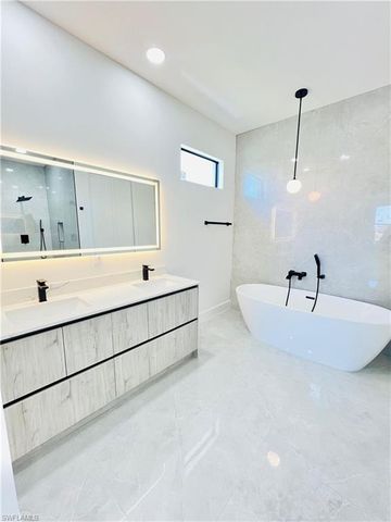 1422 NE 20th ST, Cape Coral, FL 33909