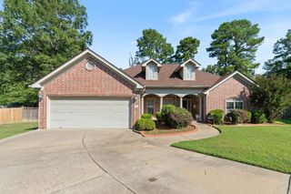 14 Woods Cove, Little Rock, AR 72210