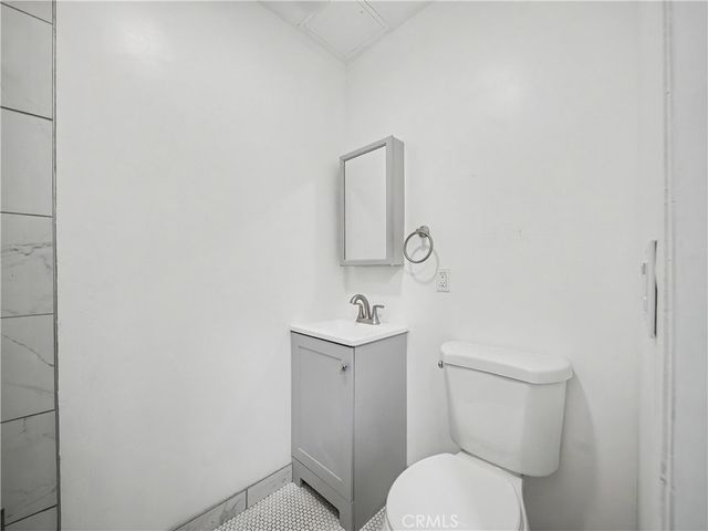 418 N Ogden 9, Los Angeles, CA 90036
