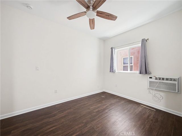 418 N Ogden 9, Los Angeles, CA 90036