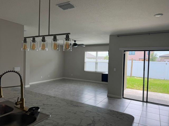 5306 Entertainment Way, Fort Pierce, FL 34947