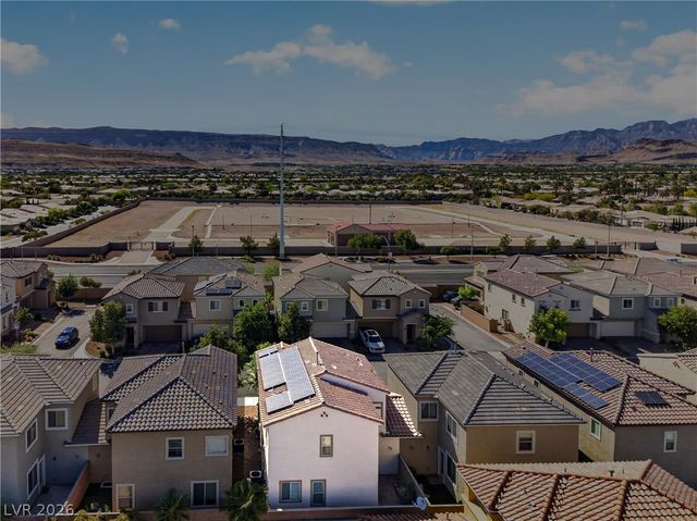 5050 Fiery Sky Ridge Street, Las Vegas, NV 89148