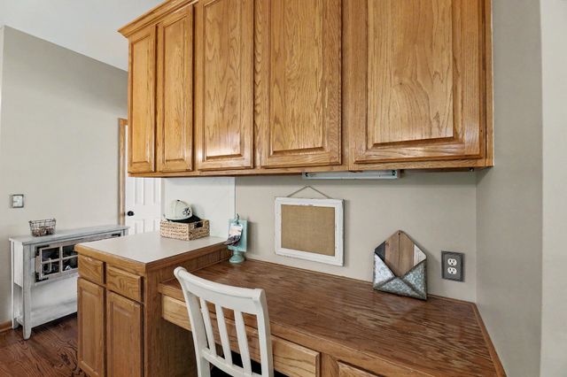 1256 N Hickory Creek Ct., Wichita, KS 67235